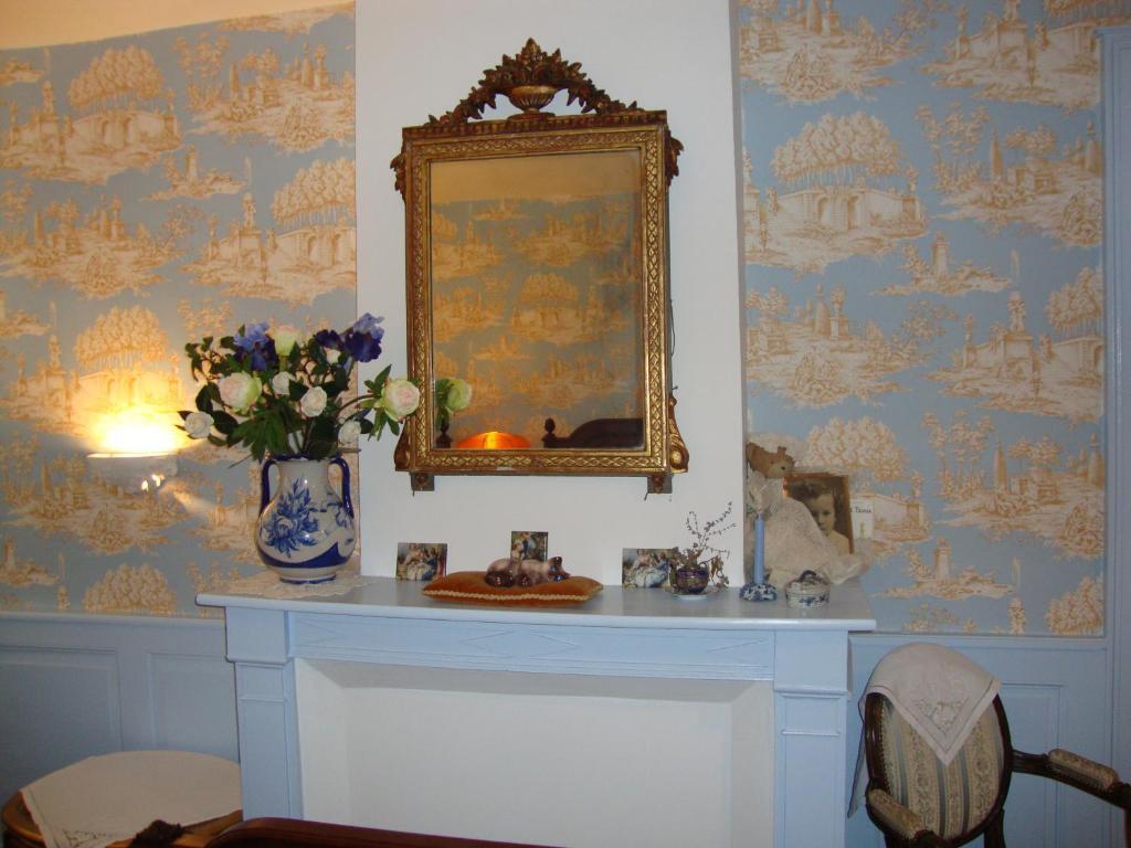 Domaine De La Dame De Lauriere Bed and Breakfast Solignac Værelse billede