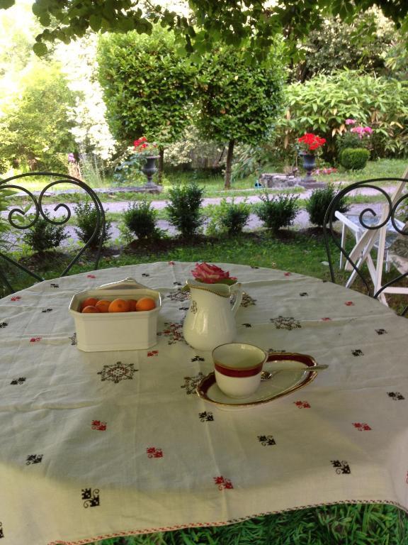 Domaine De La Dame De Lauriere Bed and Breakfast Solignac Eksteriør billede