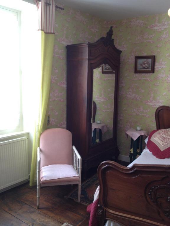 Domaine De La Dame De Lauriere Bed and Breakfast Solignac Værelse billede