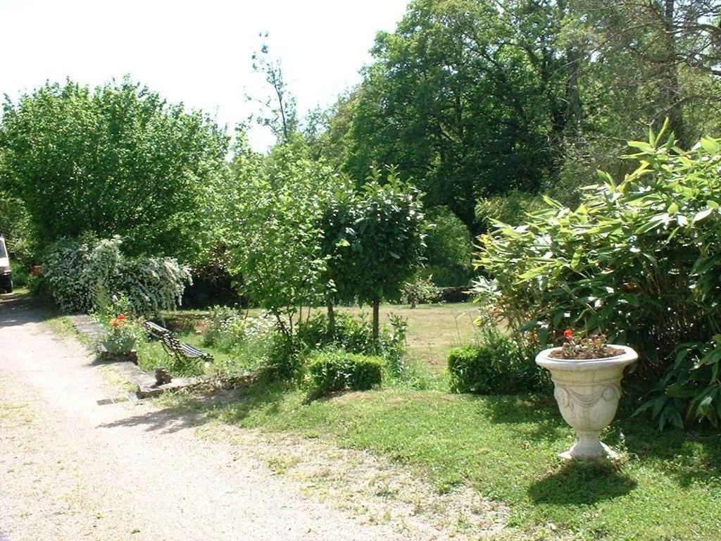 Domaine De La Dame De Lauriere Bed and Breakfast Solignac Eksteriør billede